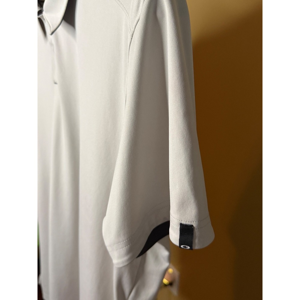 Oakley Mens Tailored Fit Golf Polo Shirt Gray Short Sleeve XL CA35460 RN96548 - Picture 3 of 7